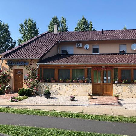 Bed and Breakfast Balaton Panzio Balatonberény Exteriér fotografie